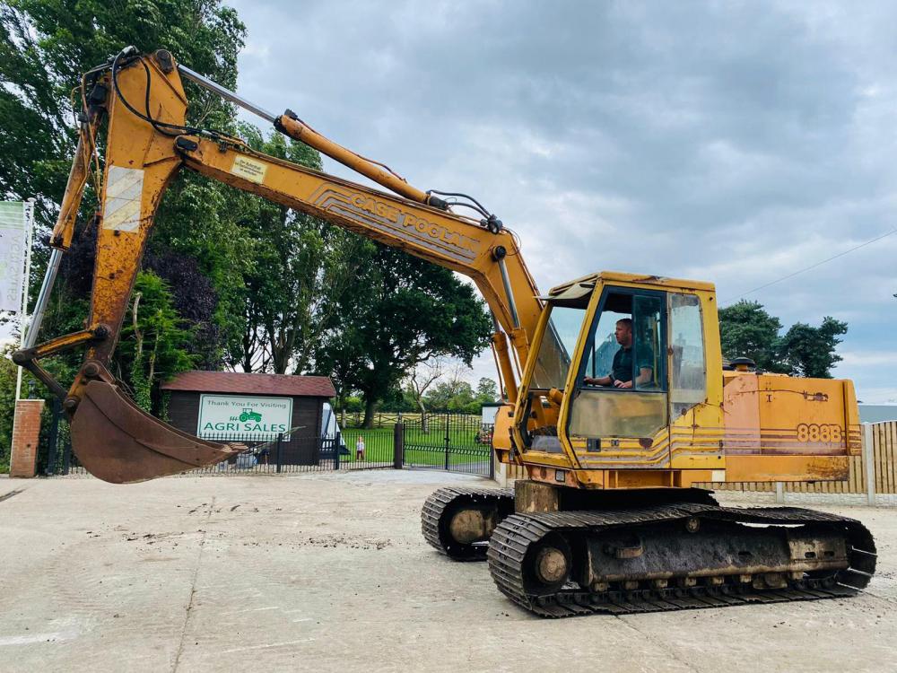 CASE 888B POCLAIN TRACKED EXCAVATOR C/W BUCKET