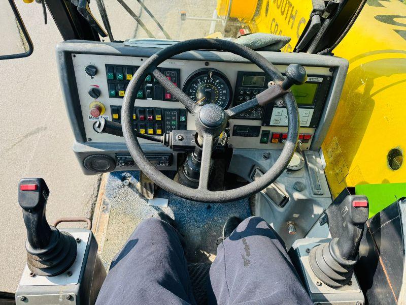 TEREX DEMAG AC30 MOBILE CITY CRANE*C/W SUPPORT LEGS*VIDEO*