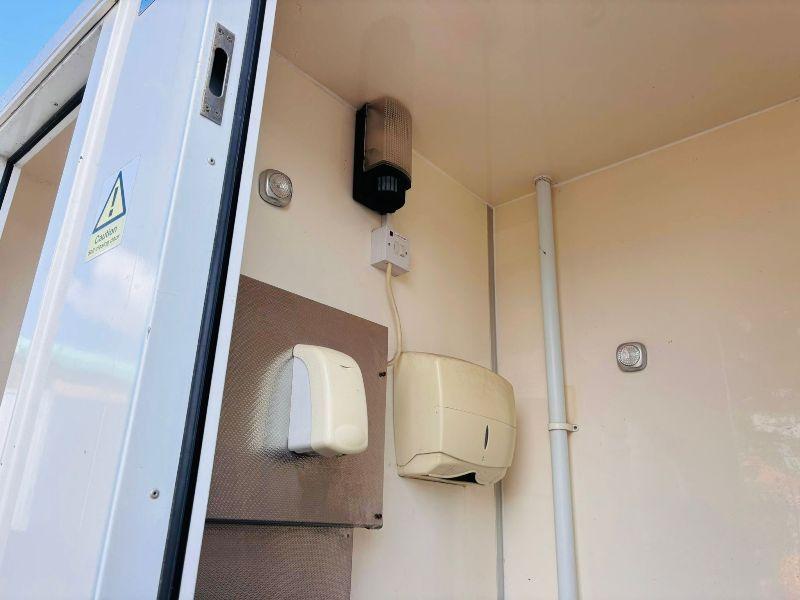 WELFARE UNIT *C/W ONBOARD GENERATOR(3.3KVA) AND TOILET*VIDEO*