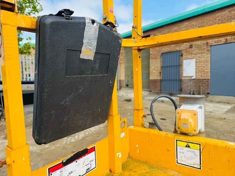 HAULOTTE COMPACT 8 SCISSOR LIFT*YEAR 2015*SPARES AND REPAIRS*VIDEO*