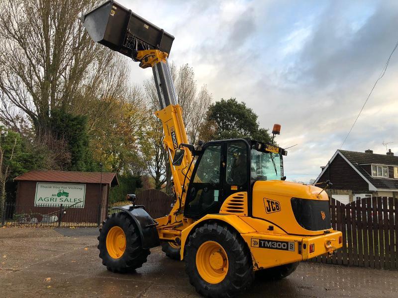 JCB TM30052 AGRI SPEC TURBO TELEHANDLER C/W GRAIN BUCKET * ONLY 6637