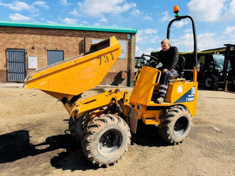 THWAITES 1 TONNE HIGH TIP DUMPER*YEAR 2019*ONLY 1504 HOURS*VIDEO*