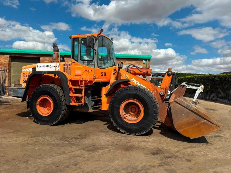 DOOSAN DL300 LOADING SHOVEL*C/W BUCKET*VIDEO*