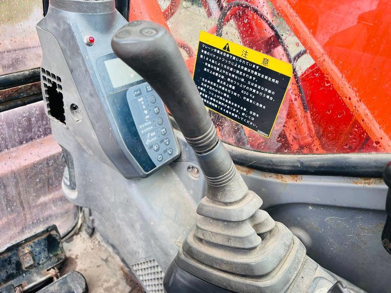 HITACHI ZAXIS 135UR TRACKED EXCAVATOR C/W FRONT BLADE *VIDEO*