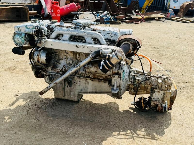 6 CYLINDER FORD MARINE ENGINE*VIDEO*