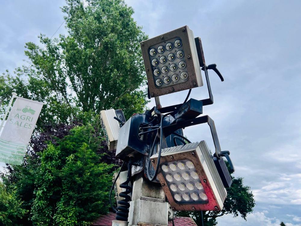 VT1 TOWABLE LIGHTING TOWER * YEAR 2013 * C/W LED LIGHTS 