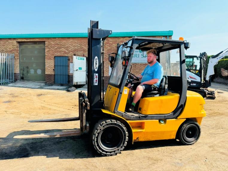 SAMUK SF30D FORKLIFT*C/W SIDESHIFT*VIDEO*