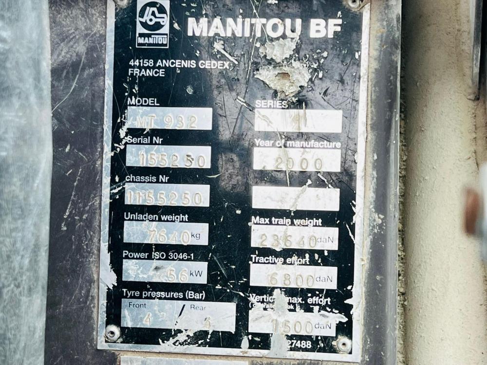 MANITOU MT932 4WD TELEHANDLER * 9 METER REACH * C/W PALLET TINES 