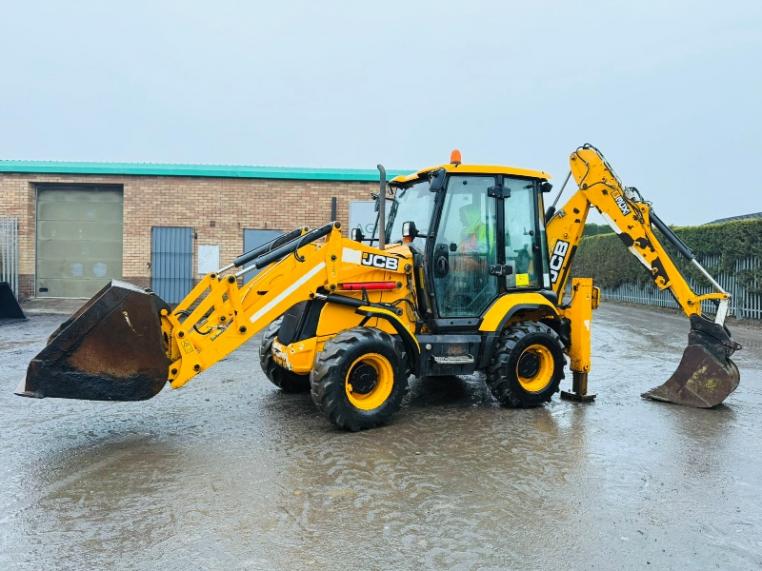 JCB 3CX COMPACT*C/W BUCKET*EXTENDED DIG*YEAR 2017*VIDEO*
