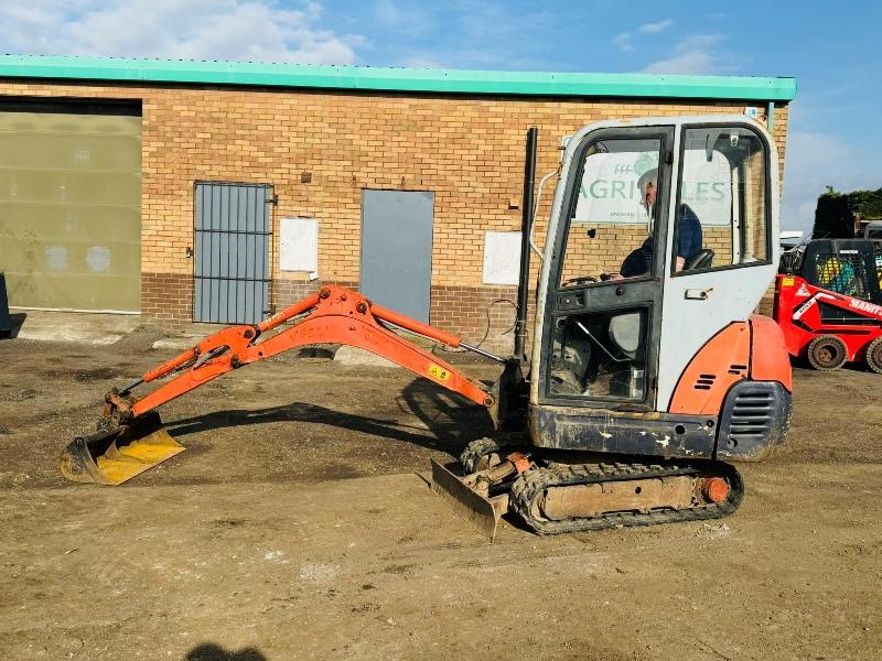 KUBOTA MINI EXCAVATOR*C/W OFFSET BOOM*VIDEO*