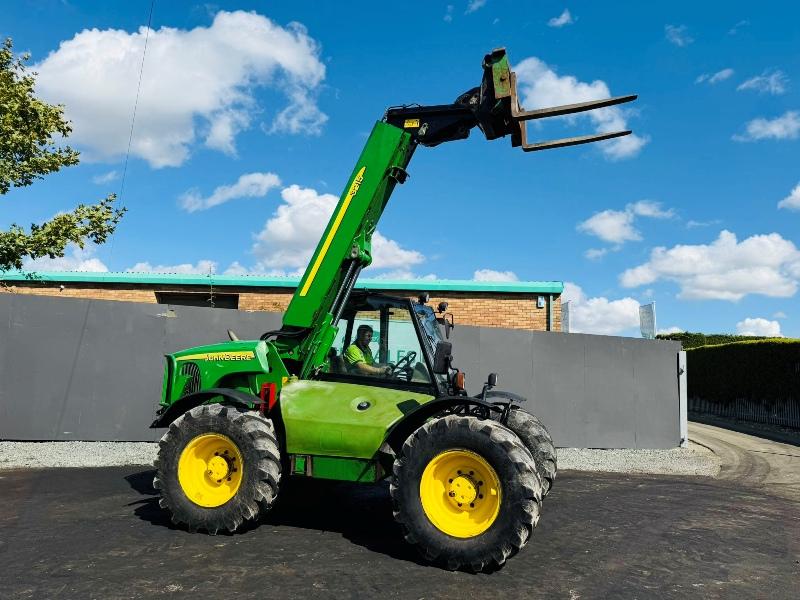 JOHN DEERE 3215 TURBO TELEHANDLER*AG SPEC*C/W PALLET TINES*