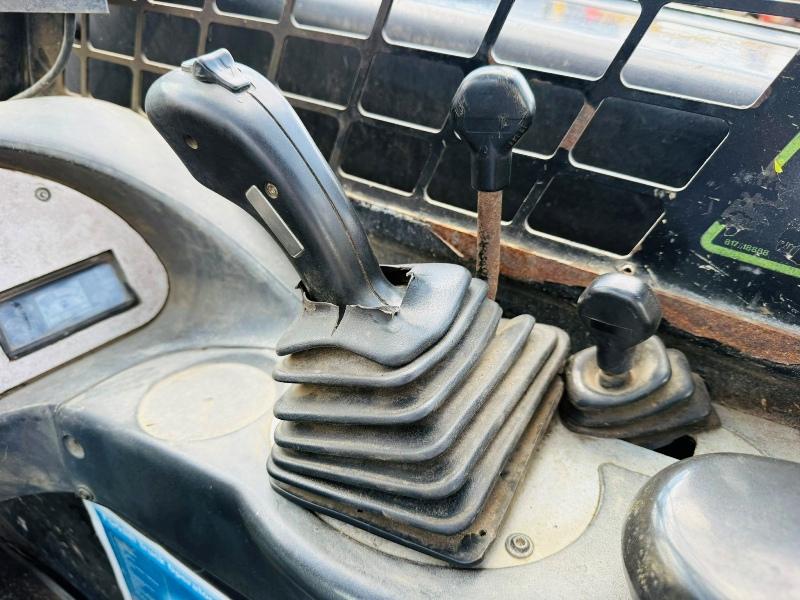 JCB 520-40 LOADALL *C/W BUCKET AND TINES*VIDEO*