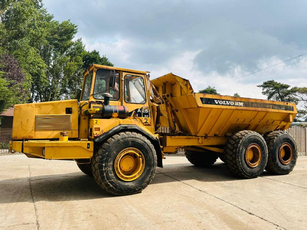 VOLVO BM A25 6X6 ARTICULATED DUMP TRUCK C/W HYDRAULIC STRAIGHT TIP 