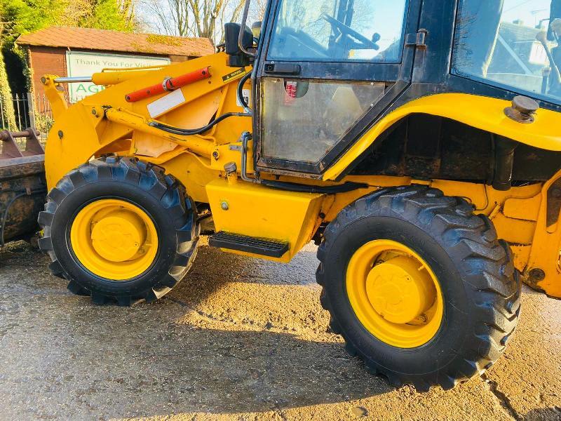 JCB 2DX 4WD BACKHOE DIGGER C/W QUICK HITCH & 2 X BUCKETS