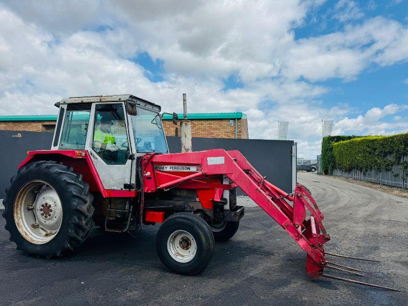 MASSEY FERGUSON 698*C/W FRONT LOADER AND MUCKFORK*VIDEO*