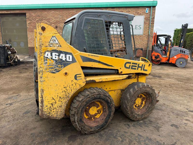 GEHL 4640 SKIDSTEER*YEAR 2012*