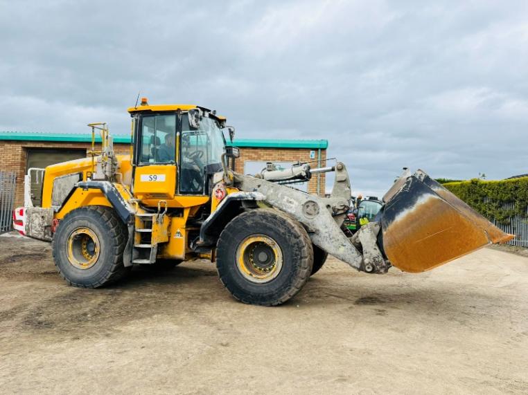 JCB 457 LOADING SHOVEL*C/W BUCKET*YEAR 2015*VIDEO*