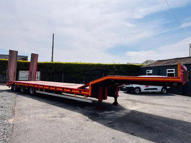 ROJO TRI AXLE LOW LOADER * YEAR 2013*C/W HYDRAULIC RAMPS*VIDEO*
