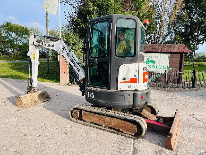 BOBCAT E25 EXCAVATOR *YEAR 2015, ONLY 1588 HOURS* C/W QUICK HITCH *VIDEO*