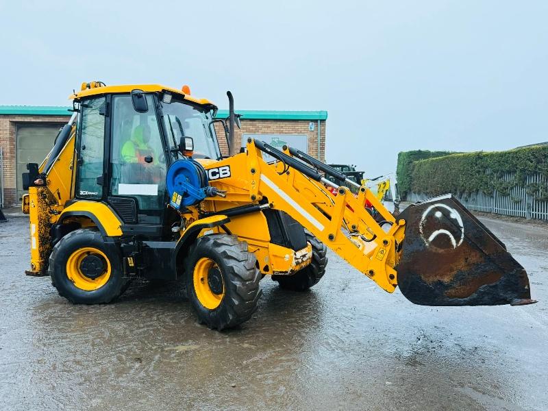 JCB 3CX COMPACT*C/W BUCKET*EXTENDED DIG*YEAR 2017*VIDEO*