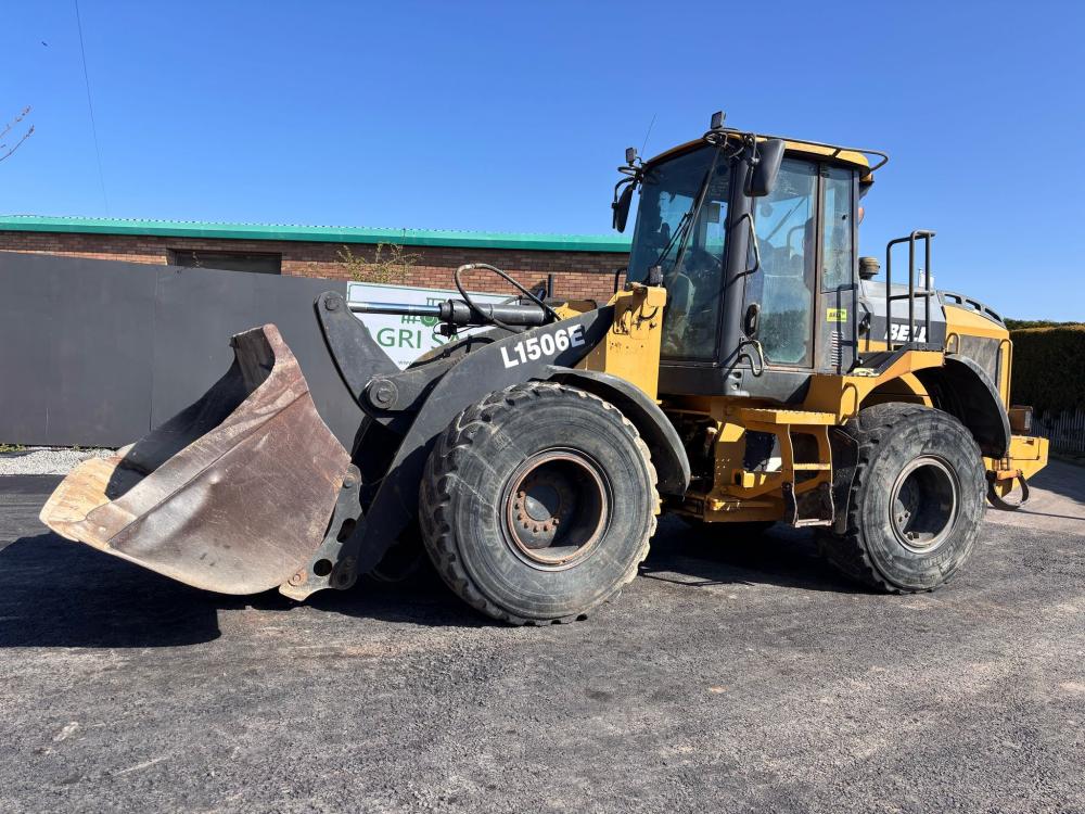 BELL L1506E LOADING SHOVEL *C/W BUCKET*YEAR 2016* READING 8682 HOURS*VIDEO*