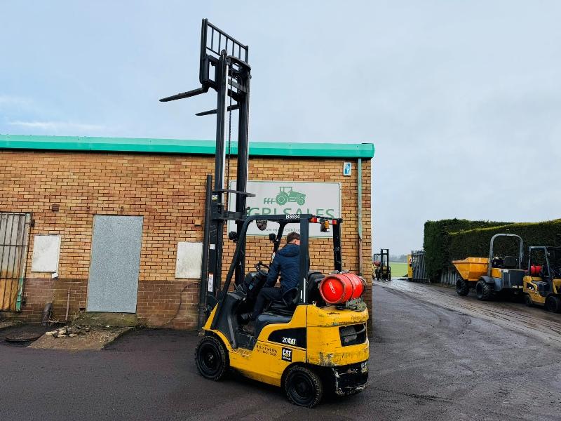 CATERPILLAR GP20NT FORKLIFT*YEAR 2015*C/W PALLET TINES*VIDEO*