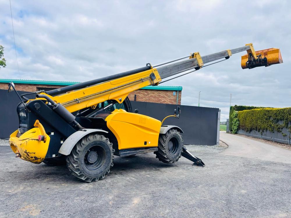 HAULOTTE 17M JACK LEG TELEHANDLER* 2129 HOURS*C/W BUCKET AND TINES*VIDEO*