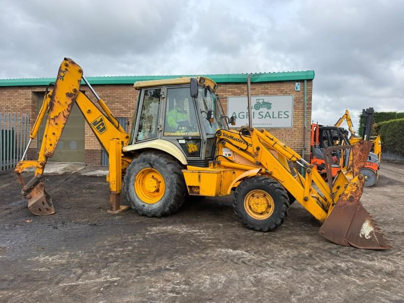 JCB 3CX PROJECT 8 SITEMASTER+*C/W 4 IN 1 BUCKET*VIDEO*