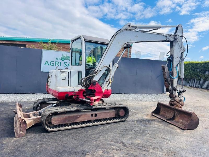 TAKEUCHI TB145 EXCAVATOR*C/W HYDRAULIC THUMB*VIDEO*