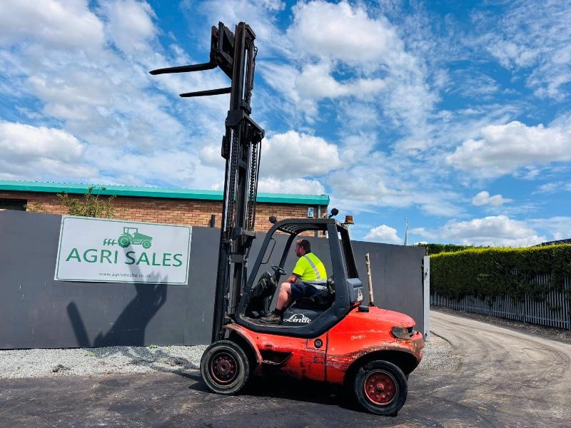 LINDE H45D 3 STAGE MAST FORKLIFT*C/W ROTATING PALLET TINES*VIDEO*