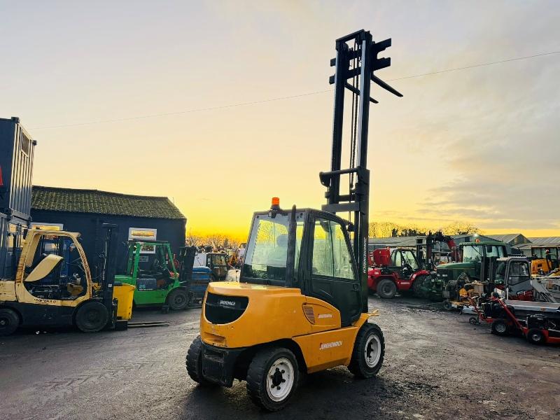 JUNGHEINRICH FORKLIFT*SPARES AND REPAIRS*RUNS BUT DOESNT DRIVE*VIDEO*