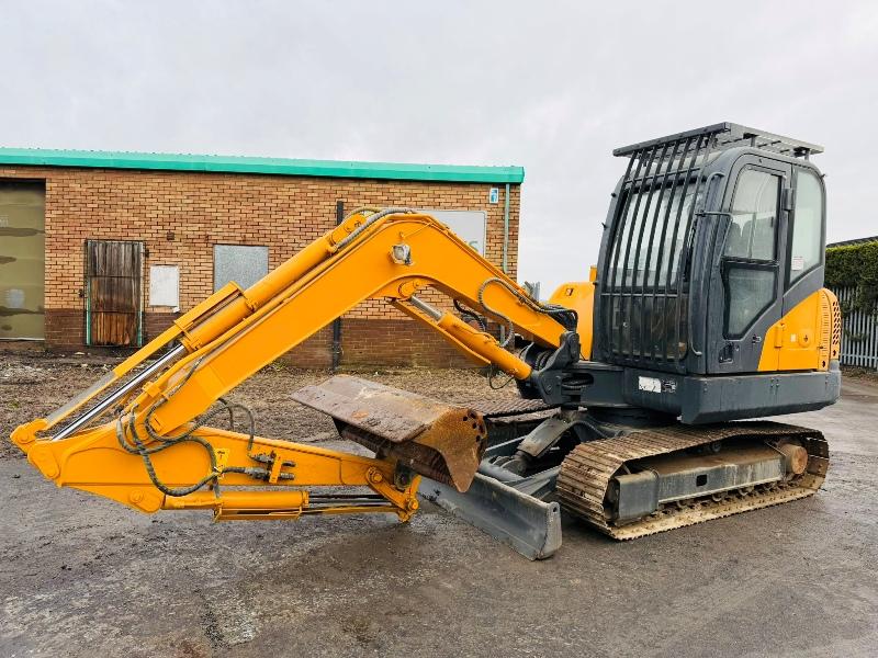 LIUGONG CLG906D EXCAVATOR*C/W BUCKET*3168 HOURS*YEAR 2017*VIDEO*