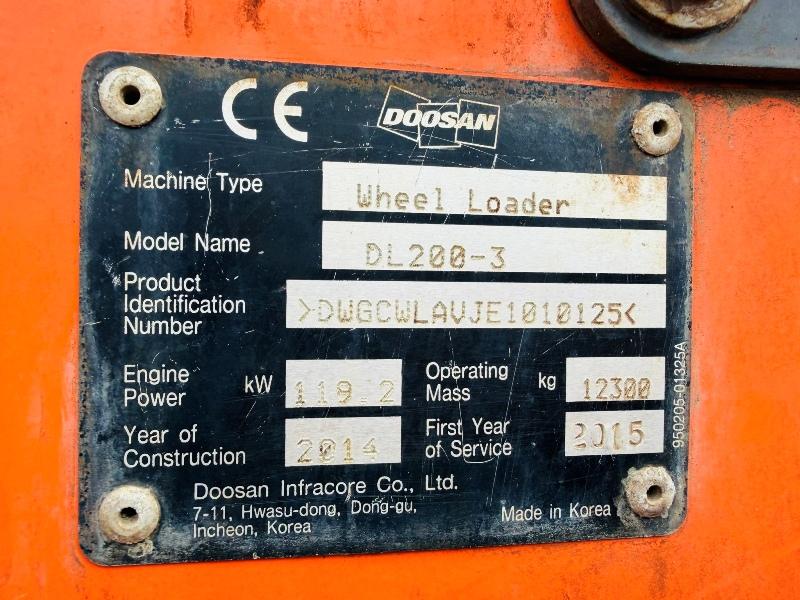 DOOSAN DL200-3 LOADING SHOVEL*C/W BUCKET*YEAR 2015*VIDEO*