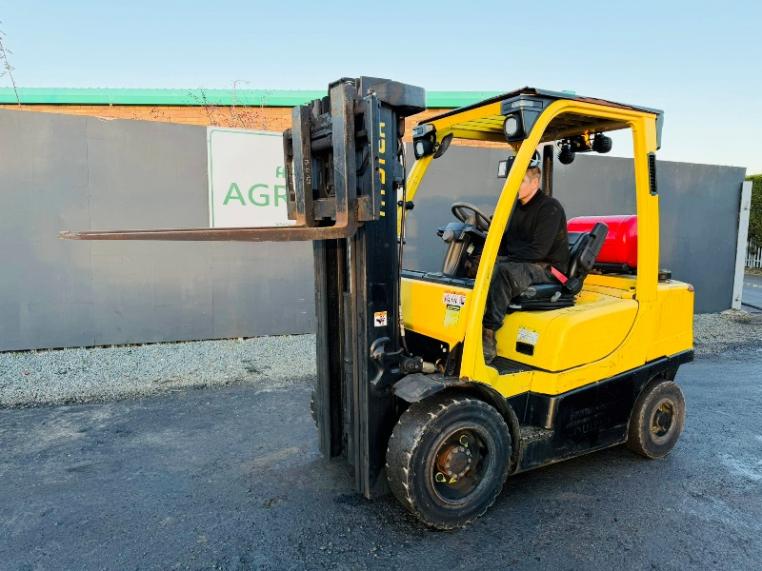 HYSTER H3.0FT CONTAINER SPEC FORKLIFT*C/W PALLET TINES*YEAR 2017*VIDEO*