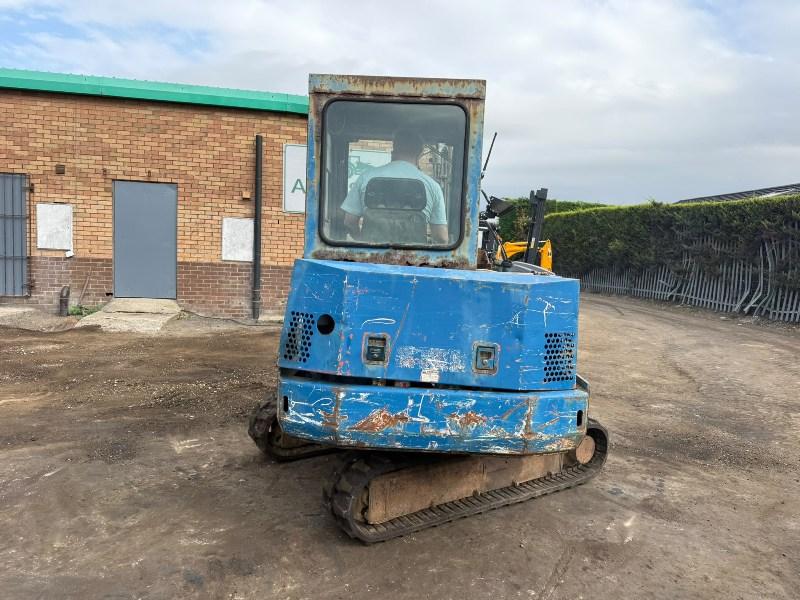 BOBCAT 231 EXCAVATOR*C/W SELECTION OF BUCKETS*VIDEO*