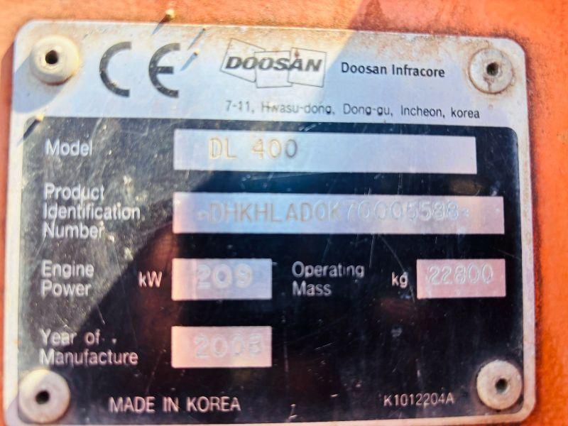 DOOSAN DL400 4WD LOADING SHOVEL *C/W REVERSE CAMERA AND BUCKET*VIDEO*