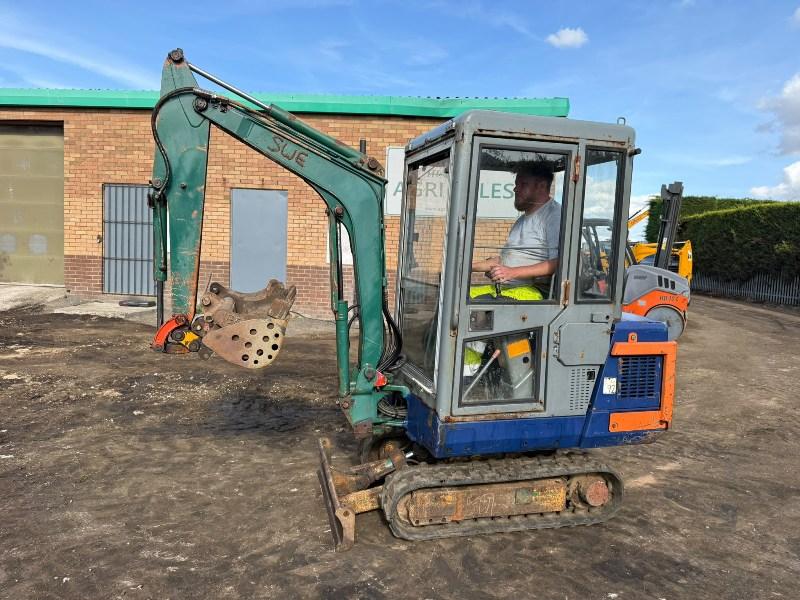 KUBOTA KX41 EXCAVATOR*C/W OFFSET BOOM*VIDEO*