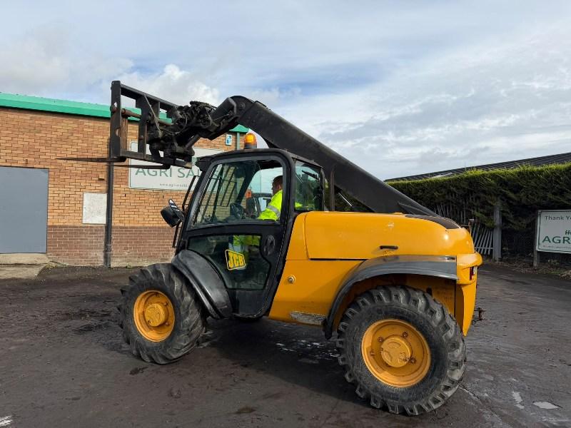 JCB 524-50 TELEHANDLER*C/W PALLET TINES*VIDEO*