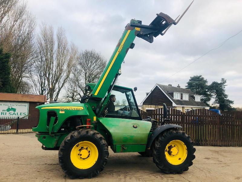 JOHN DEERE 3220 TURBO TELEHANDLER ** YEAR 2004