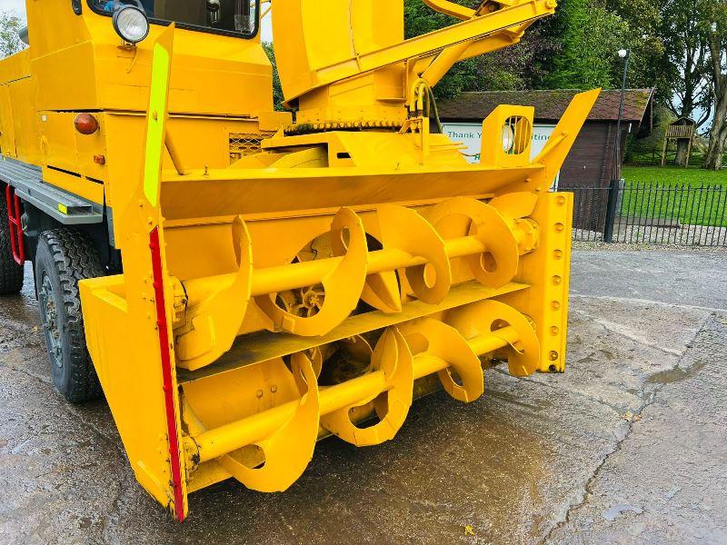 SNOW BLOWER 4X4 C/W DETROIT TURBO ENGINE *VIDEO*