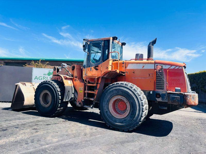 DOOSAN DL400 4WD LOADING SHOVEL *C/W REVERSE CAMERA AND BUCKET*VIDEO*