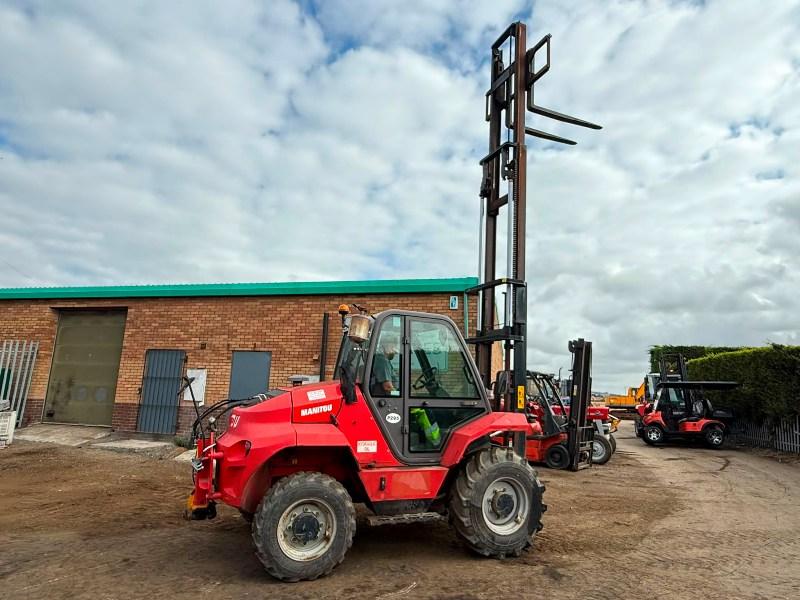 MANITOU M30-4 FORKLIFT*C/W PICK UP HITCH*YEAR 2017*7604 HOURS*VIDEO*