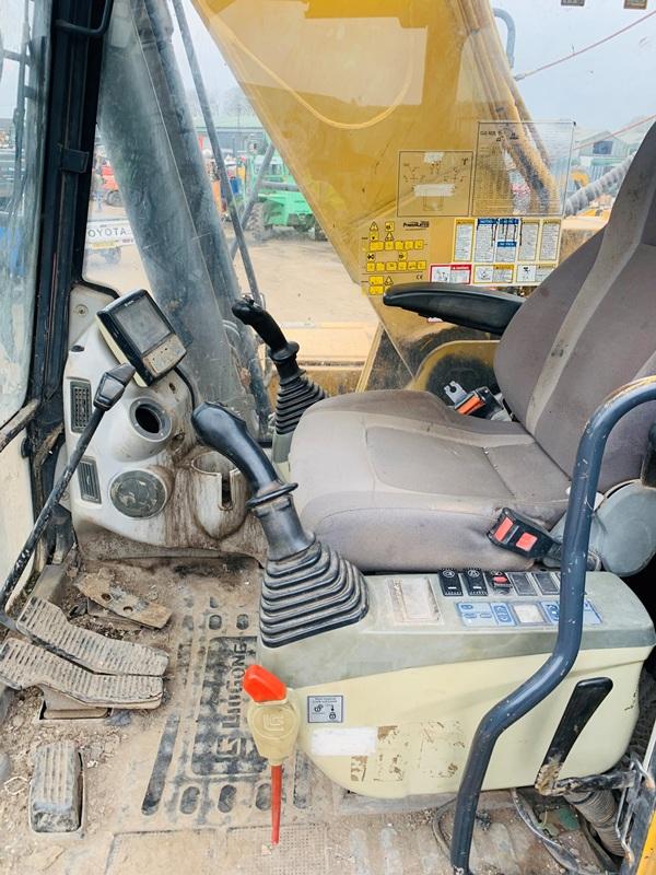 LIUGONG CLG922E EXCAVATOR*YEAR 2014*C/W BUCKET*VIDEO*