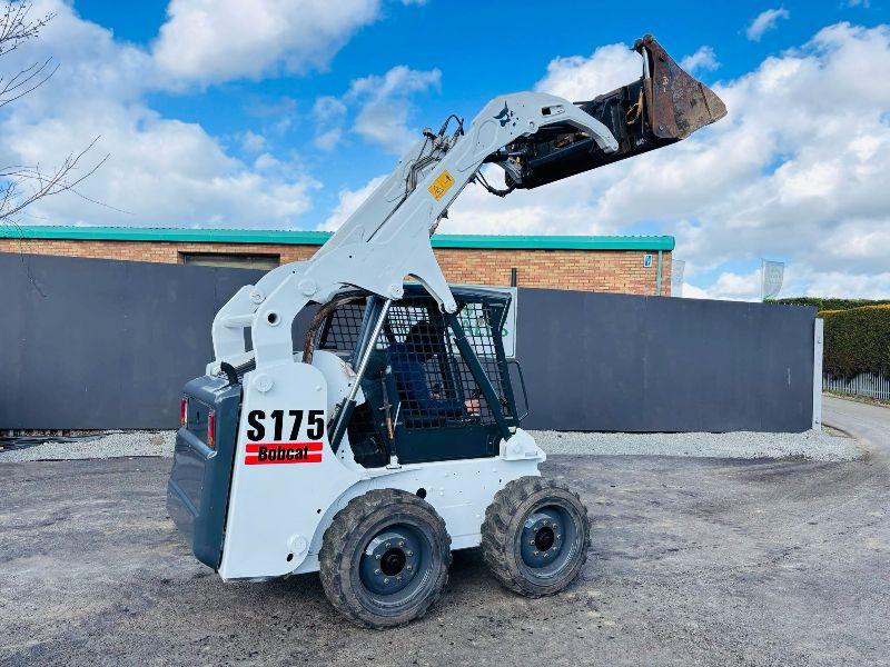 BOBCAT S175 HIGHLIFT SKIDSTEER *C/W 3 IN 1 BUCKET*READING 2621 HOURS*VIDEO*