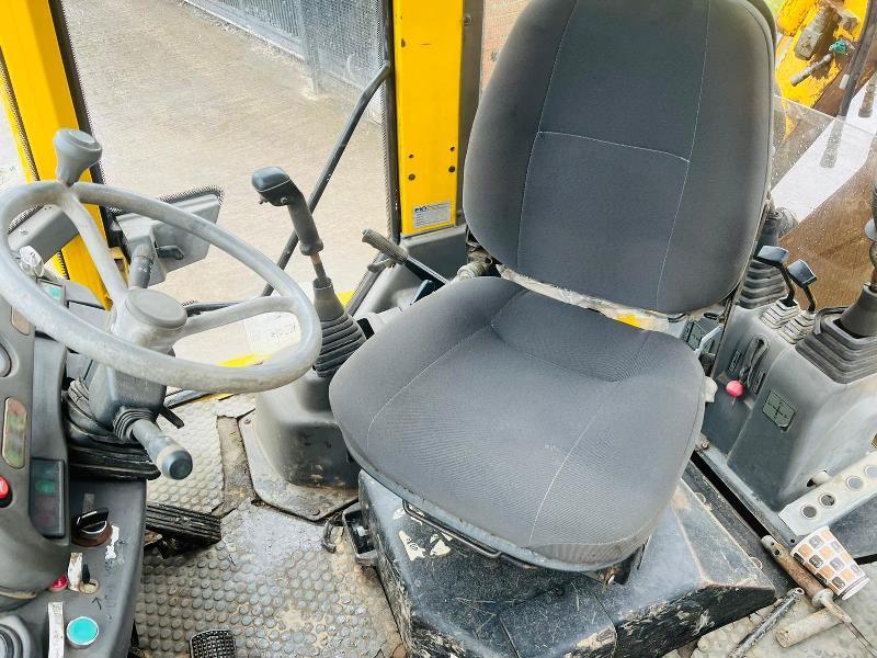 KOMATSU WB70A 4WD PIVOT STEER BACKHOE DIGGER C/W QUICK HITCH *VIDEO*