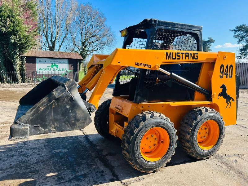 MUSTANG 940 4WD SKIDSTEER C/W BUCKET *VIDEO*