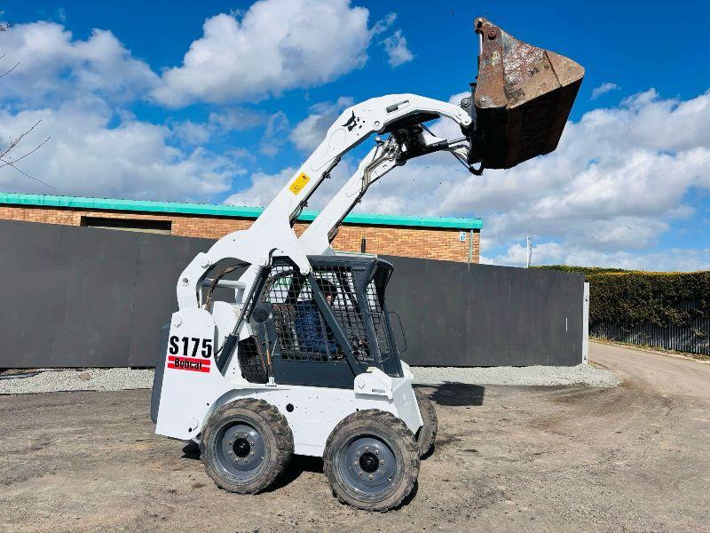 BOBCAT S175 HIGHLIFT SKIDSTEER *C/W 3 IN 1 BUCKET*READING 2621 HOURS*VIDEO*