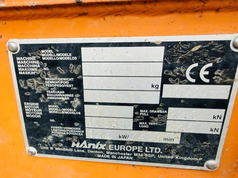 HANIX H22B EXCAVATOR*829 HOURS*C/W 4 EXTRA BUCKETS*VIDEO*