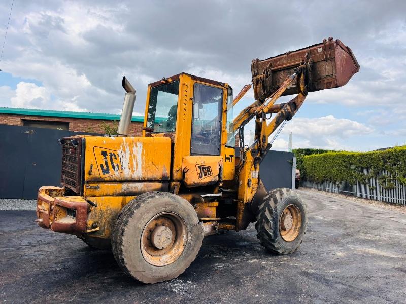 JCB 411 B LOADING SHOVEL*C/W BUCKET*VIDEO*