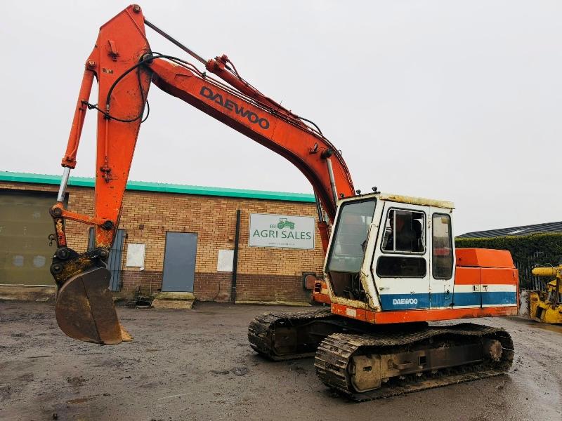 DAEWOO DH130 TRACKED EXCAVATOR*C/W BUCKET*VIDEO*